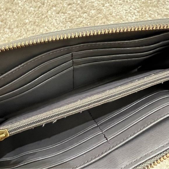 Fossil Leather Wallet Wristlet Geometric Multicolor Folding, Preowned condition - Picture 13 of 16